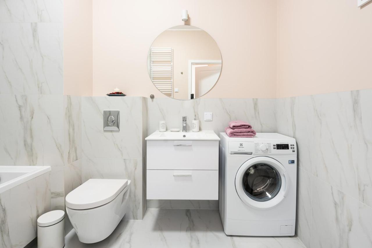 Superapart Aignera Apt 4, Family Friendly Oasis ワルシャワ エクステリア 写真